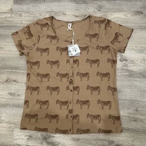 NWT Kate Quinn Women’s Donkey short sleeve shirt